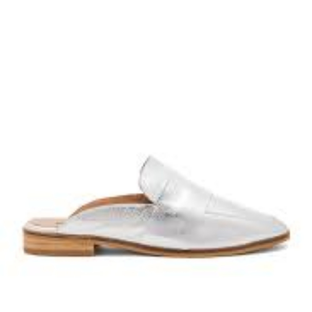 Free People at Ease Mule, Silver, New in box - Picture 5 of 7